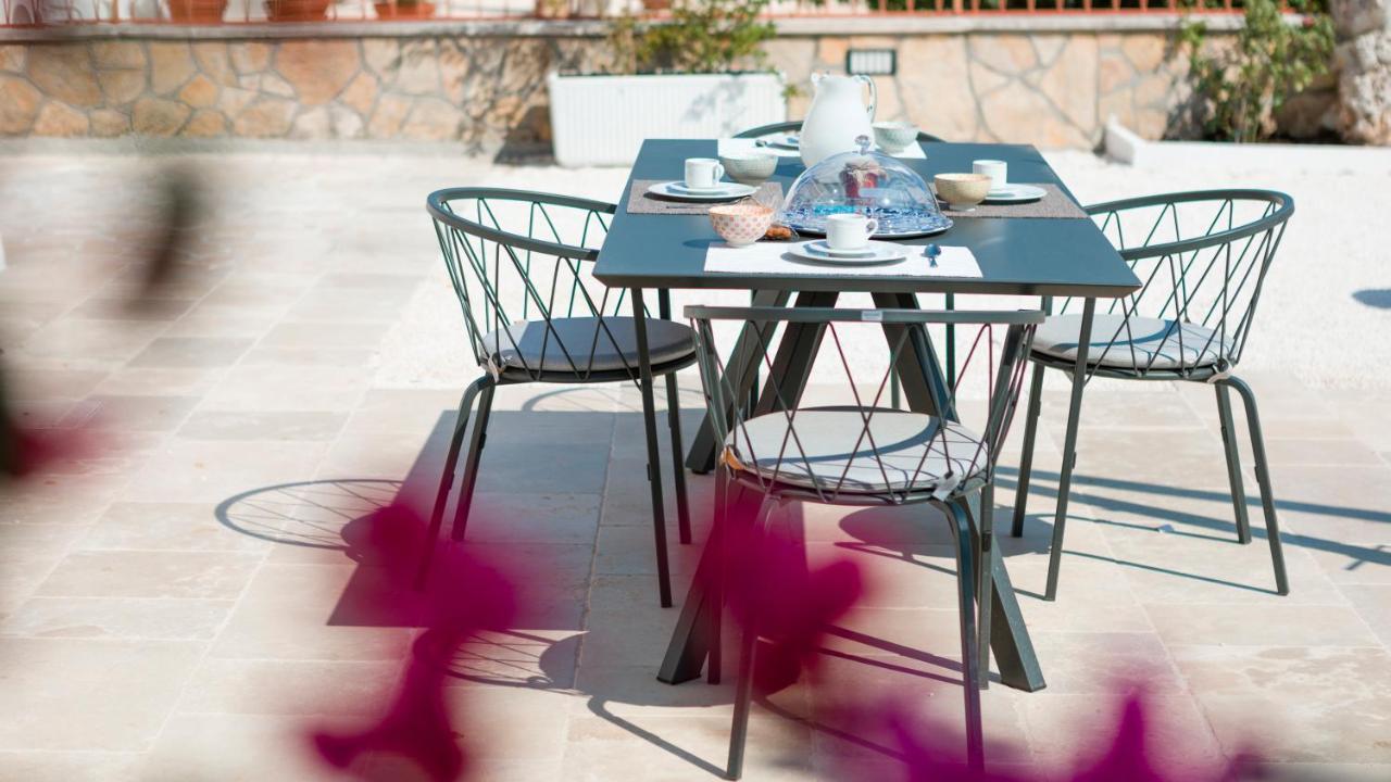 Martina Trulli Relais Apartment Locorotondo Ngoại thất bức ảnh